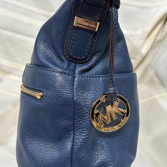 Navy blue leather Michael Kors Shoulder bag - Picture 4 of 6